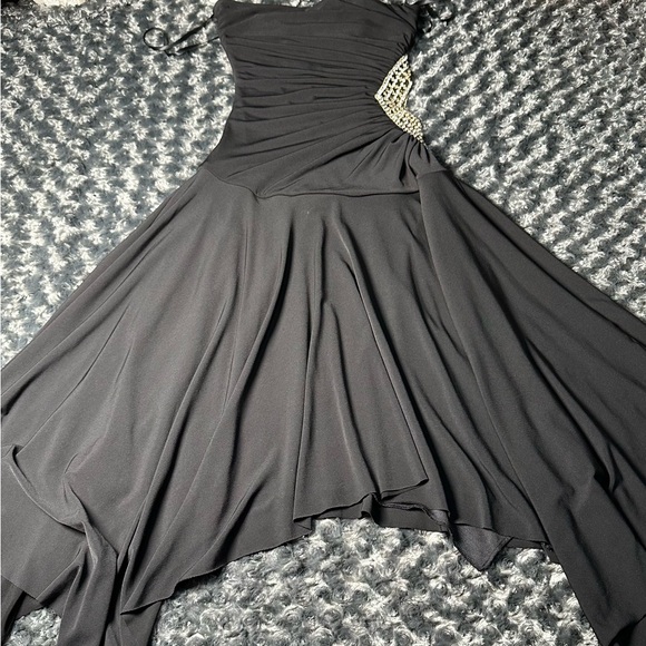 Stunning Vintage Black Prom Dress - Y2K Throwback Style - Picture 1 of 7